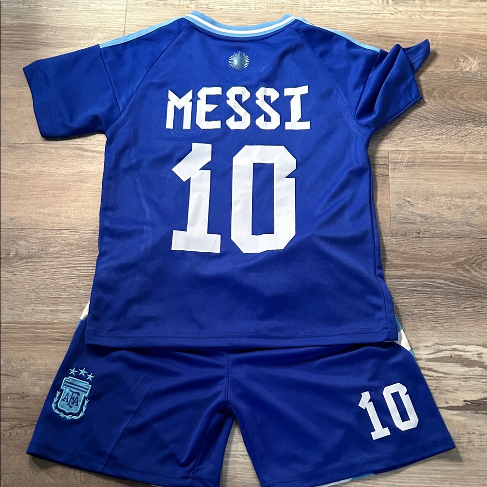 Messi Argentina Kit